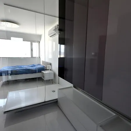 Unique 11th Floor Masterpiece